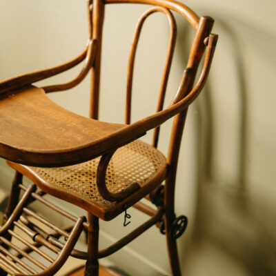Chaises hautes vintage