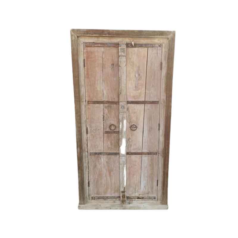 800x800-armoire-ancienne-0